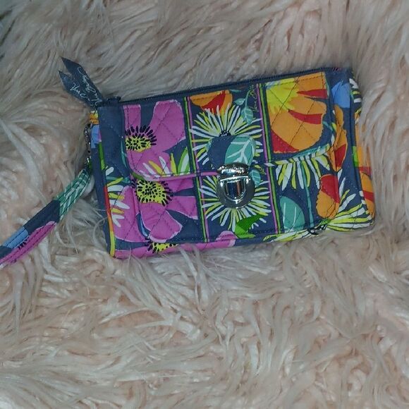 Vibrant Floral Women's Bag - Picture 1 of 9